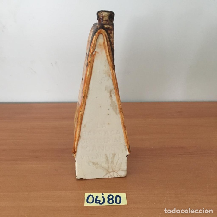 Botellas antiguas: BOTELLA EN FORMA DE CASA - Foto 2