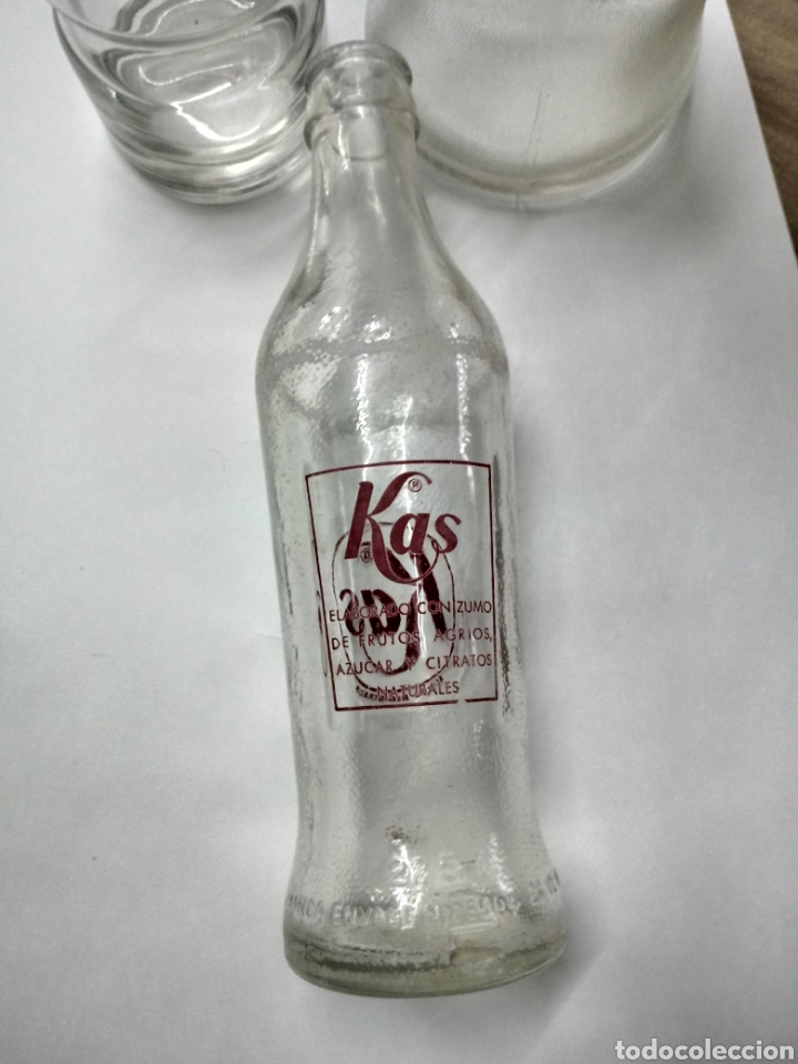 Botellas antiguas: Botellas y vaso de kas - Foto 5