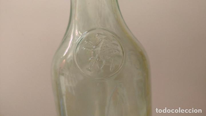 Botellas antiguas: Botella AGUA CARABA&Ntilde;A - Foto 3