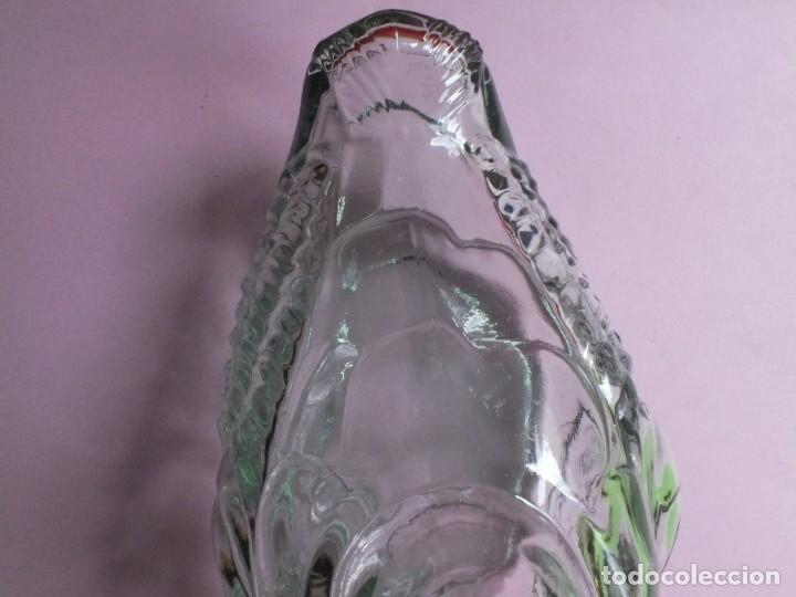 Botellas antiguas: BOTELLA LICORERA CON FORMA DE PATO - Foto 8