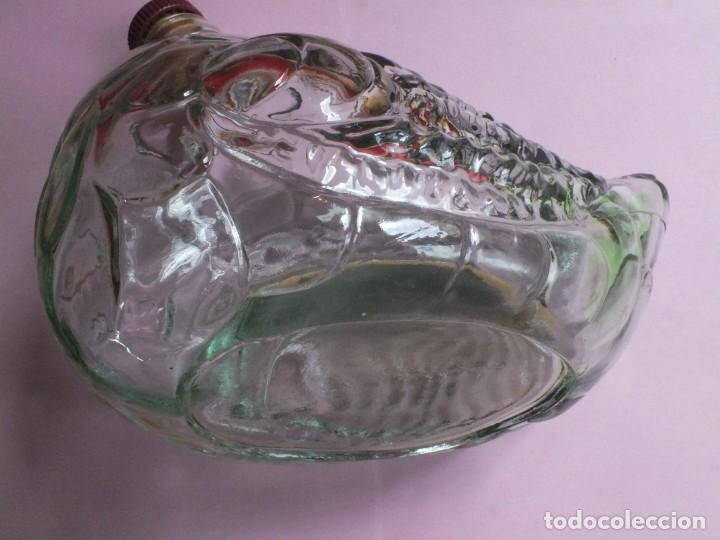 Botellas antiguas: BOTELLA LICORERA CON FORMA DE PATO - Foto 9