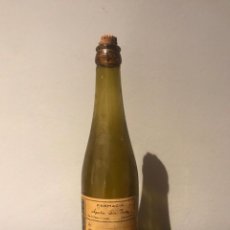 Botellas antiguas: ANTIGUA BOTELLA DE FARMACIA DE ACEITE DE VASELINA MEDICINAL. Lote 218548536