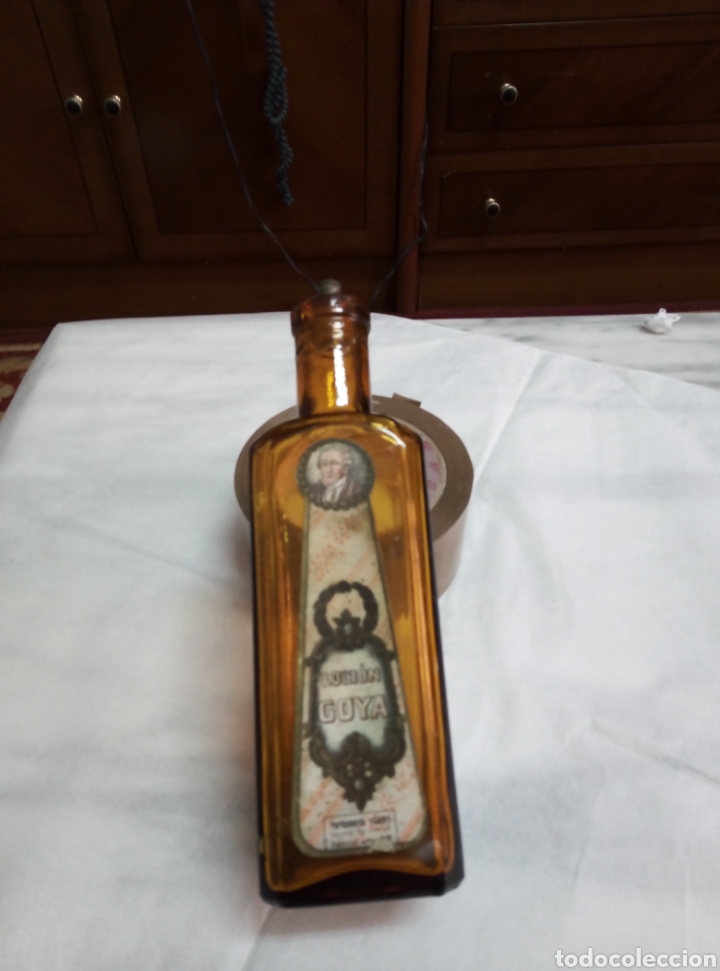 Botellas antiguas: Muy antiguo frasco de loción Goya - Foto 2 - 219825820