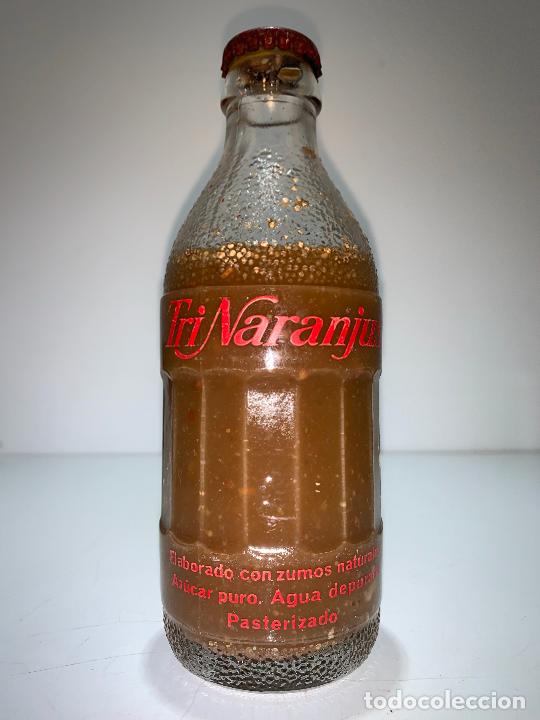 Botellas antiguas: ANTIGUA BOTELLA DE TRINARANJUS, LLENA - Foto 1