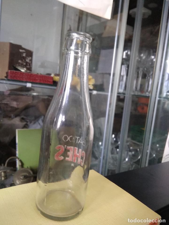 Botellas antiguas: Antigua botella batido Ches. Rinconera - Foto 3