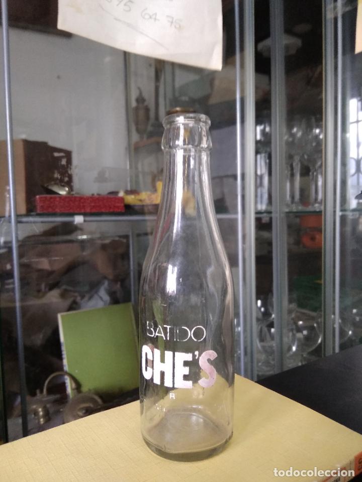 Botellas antiguas: Antigua botella batido Ches. Rinconera - Foto 1