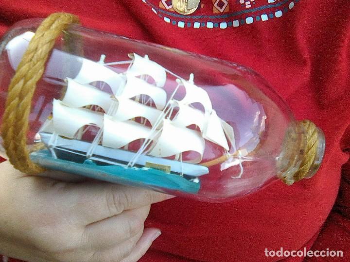 Botellas antiguas: Barco en botella de cristal - Foto 3