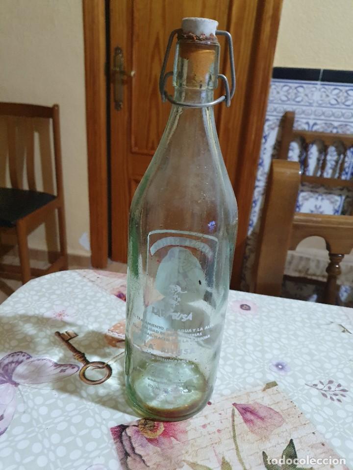 Botellas antiguas: Botella gaseosa la pitusa. 1litro - Foto 3
