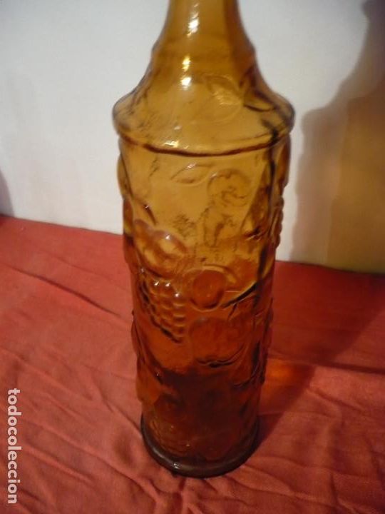 Botellas antiguas: Gran botella con Relieves - Foto 3