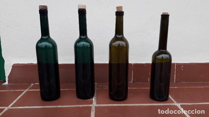 Botellas antiguas: 4 Botellas oscuras - Foto 1