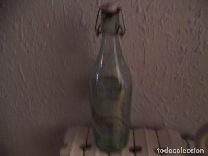 Botellas antiguas: Botella de Gaseosa Bec Man - Foto 2