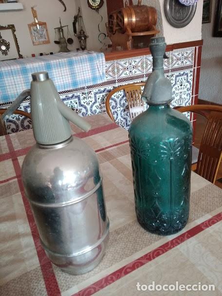 Botellas antiguas: JUEGO DE SIFONES - Foto 1