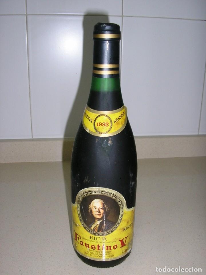 Botellas antiguas: RIOJA FAUSTINO V-1993 - Foto 1