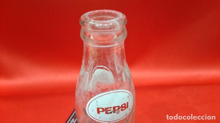 Botellas antiguas: MINI BOTELLA DE PEPSI - Foto 6