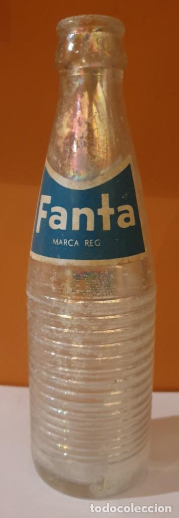 Botellas antiguas: Botella Fanta - Foto 2