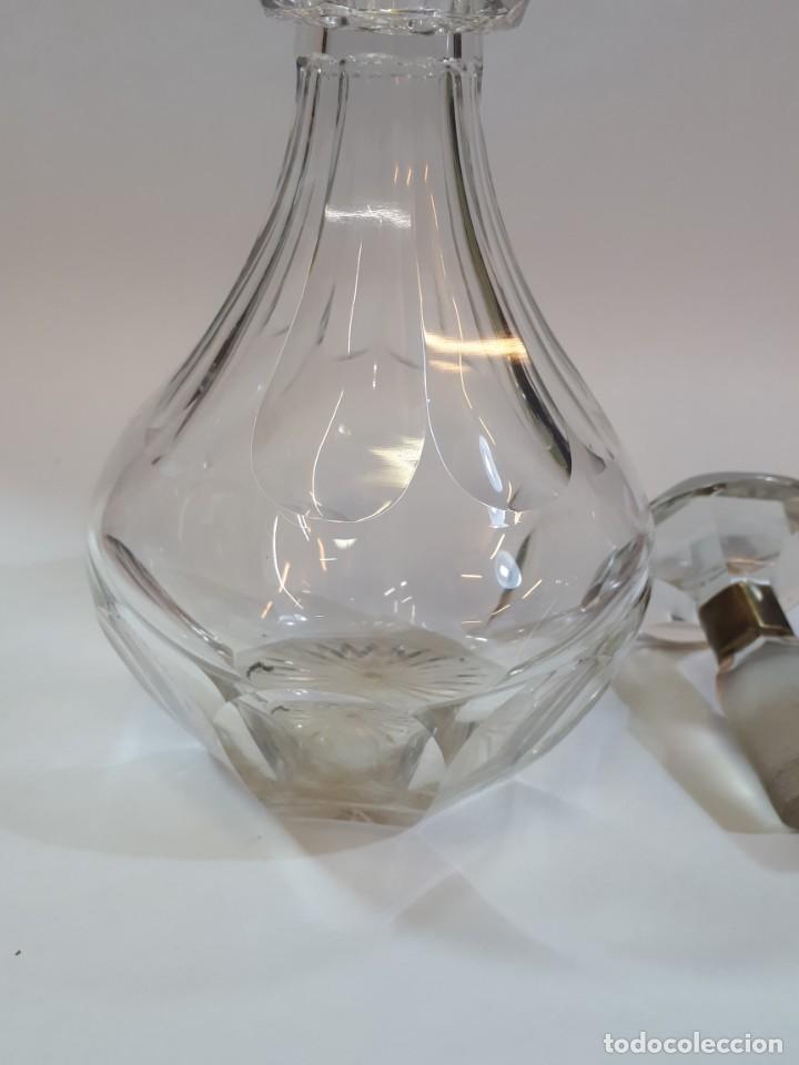 Botellas antiguas: Licorera, botella cristal tallado. - Foto 10