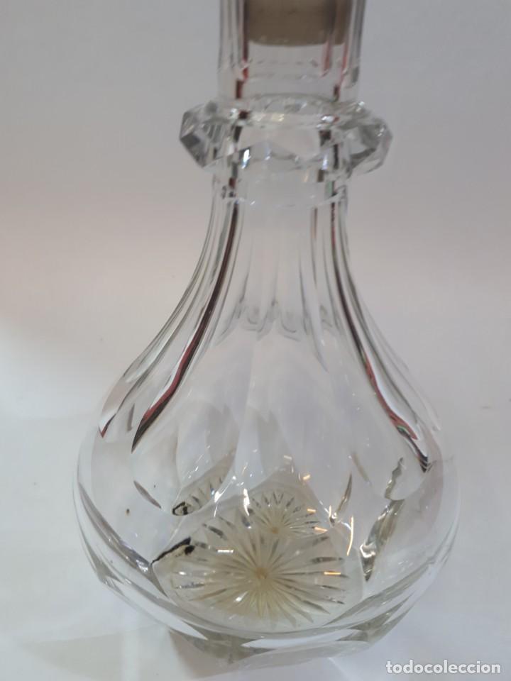 Botellas antiguas: Licorera, botella cristal tallado. - Foto 16