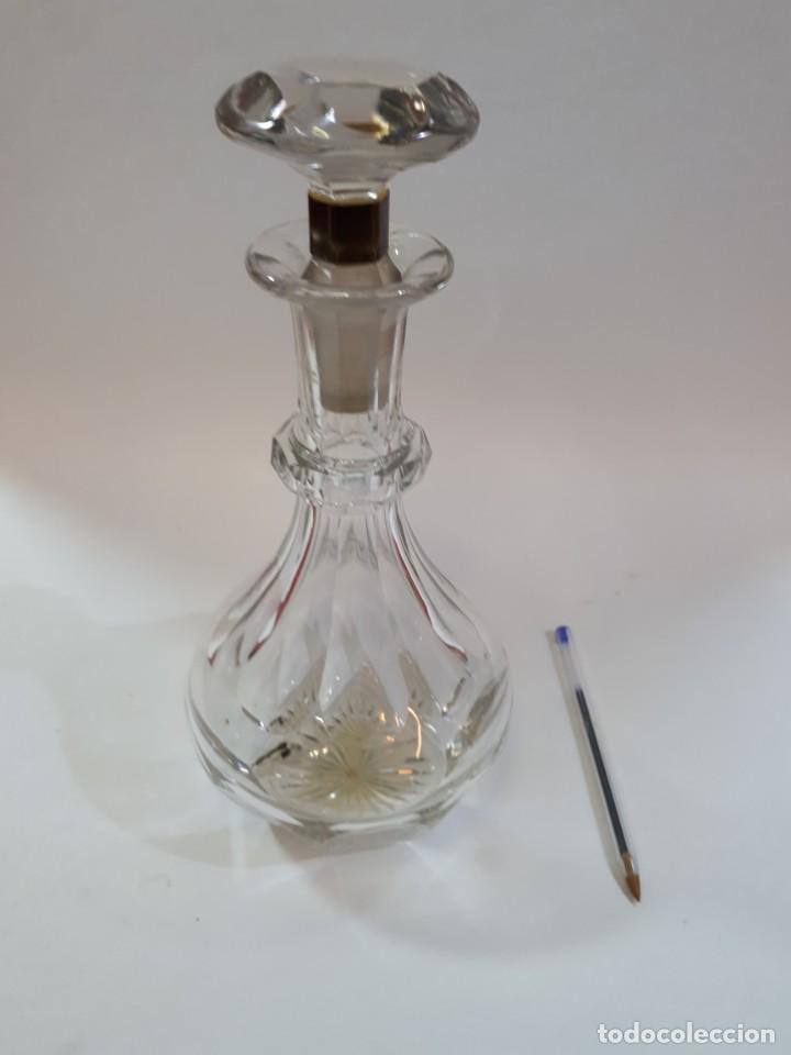 Botellas antiguas: Licorera, botella cristal tallado. - Foto 18
