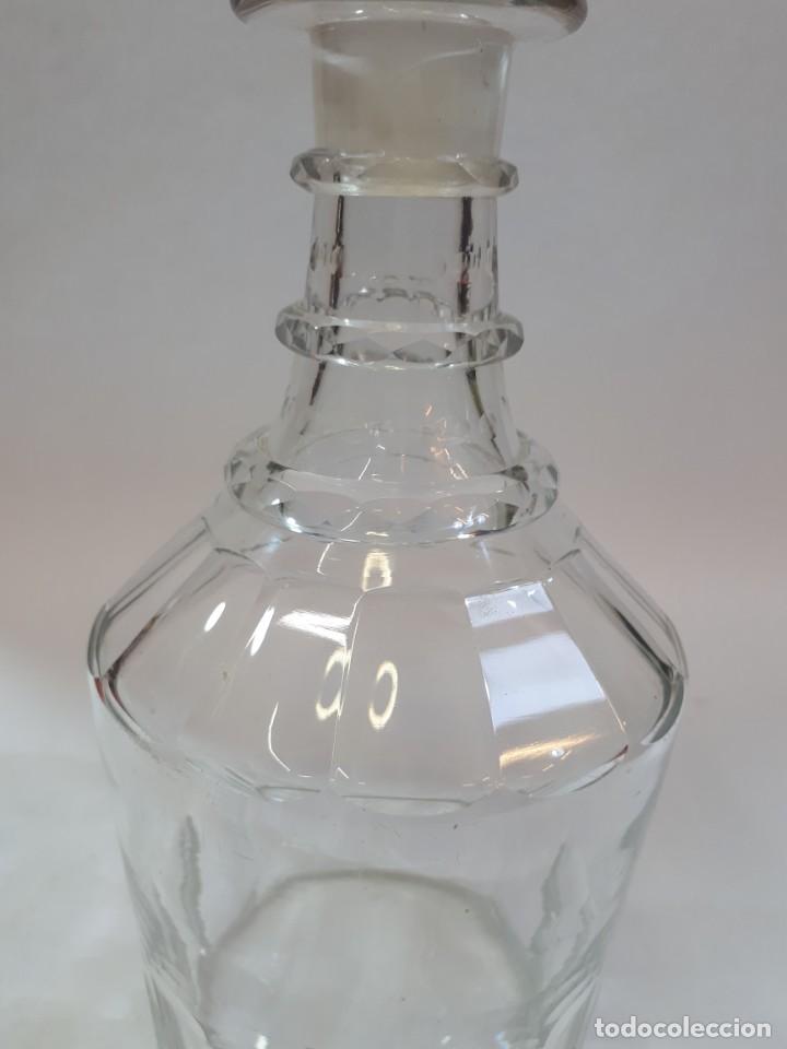Botellas antiguas: Licorera, botella cristal tallado. - Foto 6