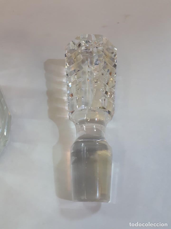 Botellas antiguas: Licorera, botella cristal tallado. - Foto 9