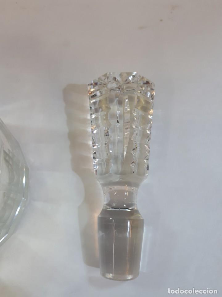 Botellas antiguas: Licorera, botella cristal tallado. - Foto 10
