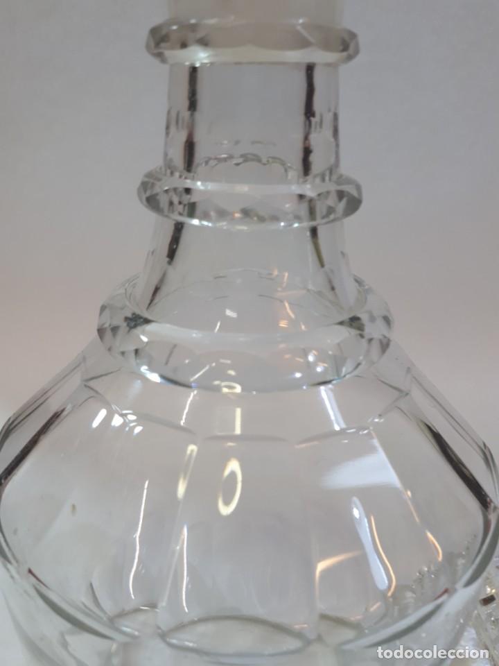 Botellas antiguas: Licorera, botella cristal tallado. - Foto 14