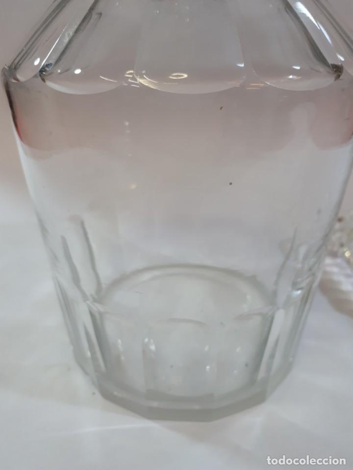 Botellas antiguas: Licorera, botella cristal tallado. - Foto 16