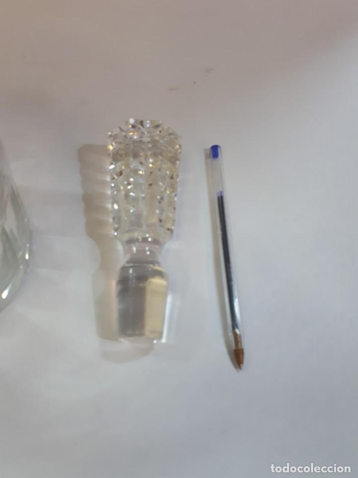 Botellas antiguas: Licorera, botella cristal tallado. - Foto 18