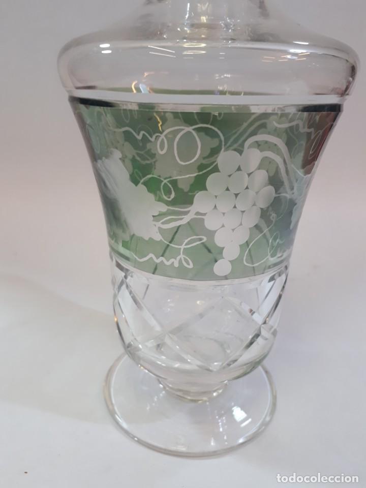Botellas antiguas: Licorera, botella cristal tallado. - Foto 7