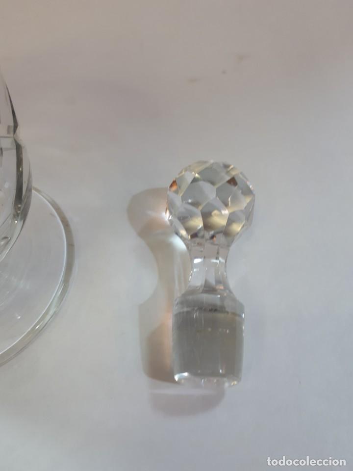Botellas antiguas: Licorera, botella cristal tallado. - Foto 11
