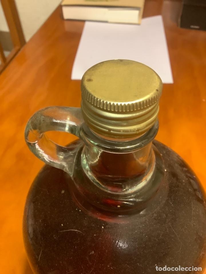 Botellas antiguas: BOTELLA BRANDY IBERICO DE 2 LITROS - Foto 2