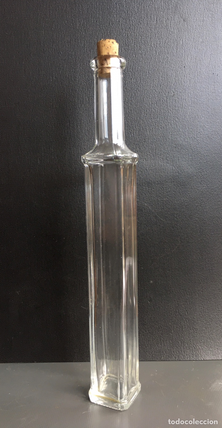 Botellas antiguas: Botella licor - Foto 1