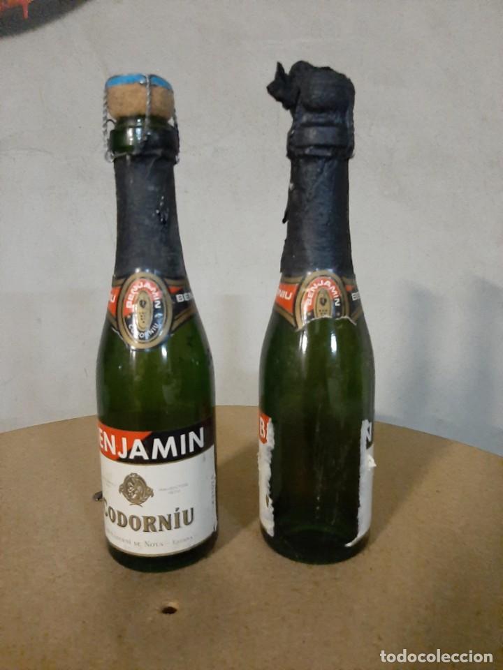 Botellas antiguas: 2 Botellas benjamin codorniu - Foto 1