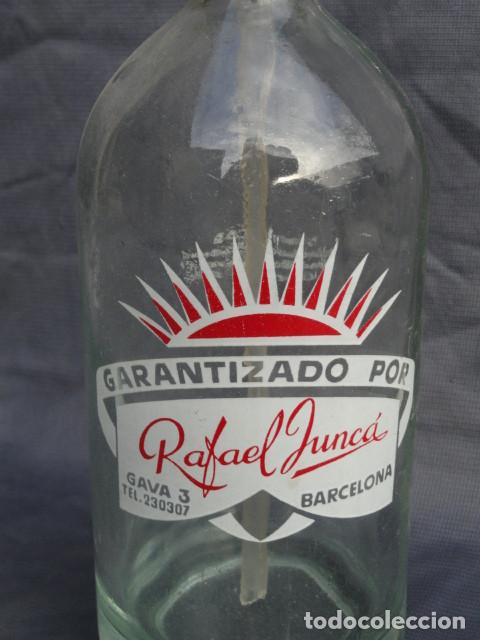 Botellas antiguas: BOTELLA SIF&Oacute;N - RAFAEL JUNC&Aacute; - BARCELONA. - Foto 2