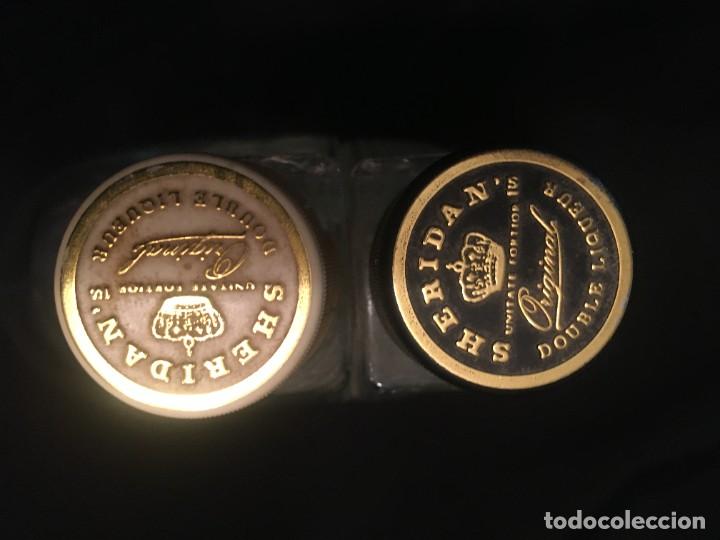 Botellas antiguas: botella con forma doble botella de SHERIDAN - Foto 2