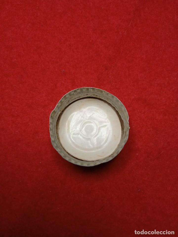 Botellas antiguas: Tap&oacute;n rosca Revoltosa - Foto 2