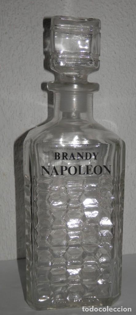 Botellas antiguas: BOTELLA VINTAGE DEL BRANDY NAPOLEON - Foto 1