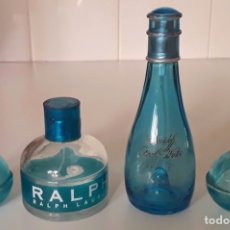 Botellas antiguas: LOTE DE 4 FRASCOS DE PERFUME DE CRISTAL AZUL TURQUESA DE RALPH LAUREN, CAROLINA HERRERA Y DAVIDOFF.