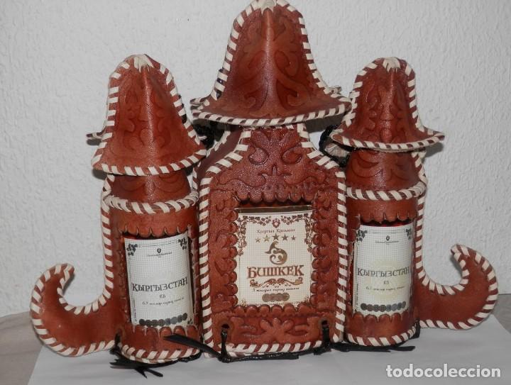 Botellas antiguas: BOTELLAS TRADICIONALES DE RUSSIA - Foto 1