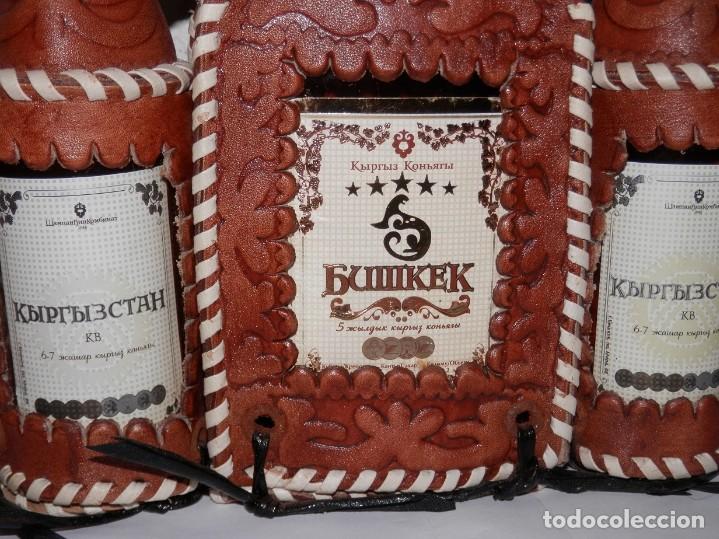Botellas antiguas: BOTELLAS TRADICIONALES DE RUSSIA - Foto 2