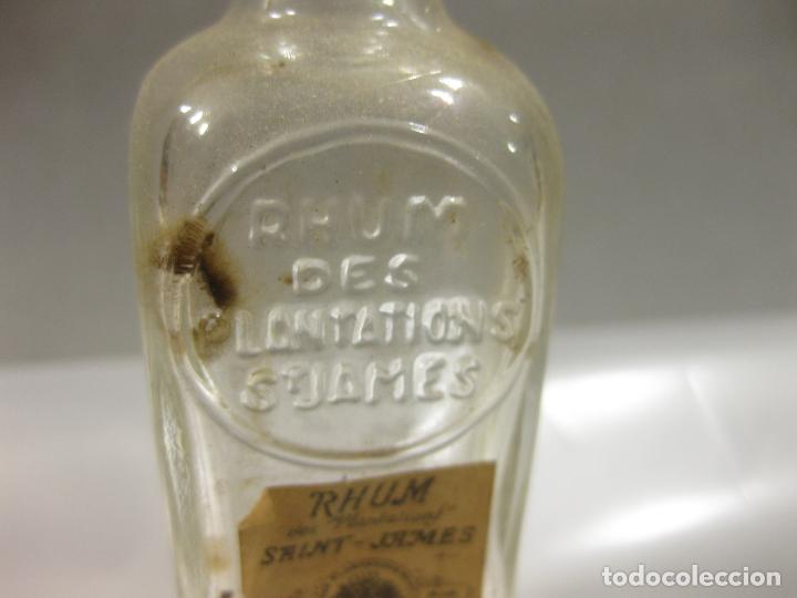 Botellas antiguas: BOTELL&Iacute;N DE RON - RHUM SAINT JAMES - Foto 3