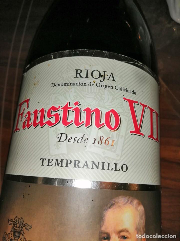 Botellas antiguas: Botella gigante de faustino - Foto 8