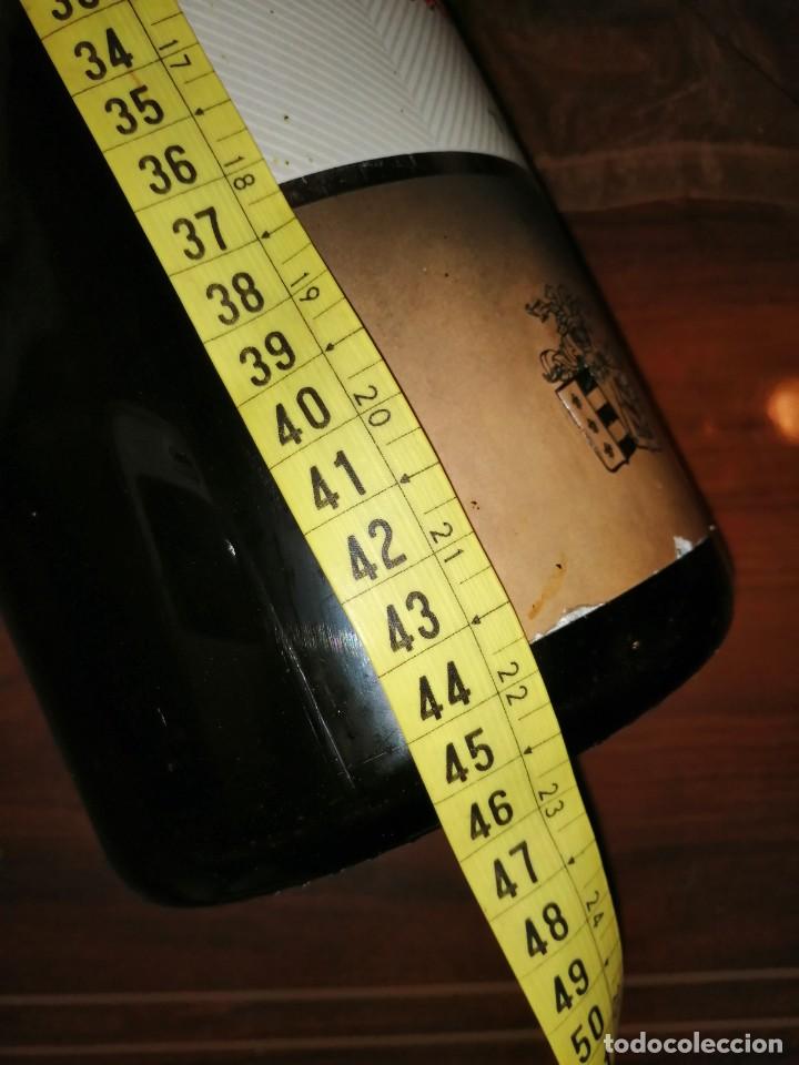 Botellas antiguas: Botella gigante de faustino - Foto 9