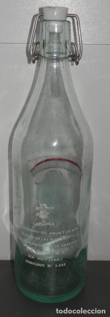 Botellas antiguas: BOTELLA ANTIGUA DE LA GASEOSA LA PITUFA - Foto 2