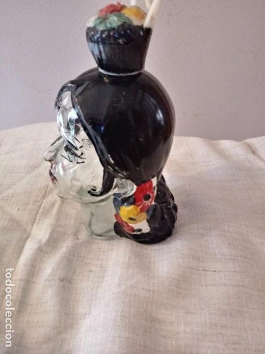 Botellas antiguas: Botella con forma de cabeza de mujer gitana - Foto 3
