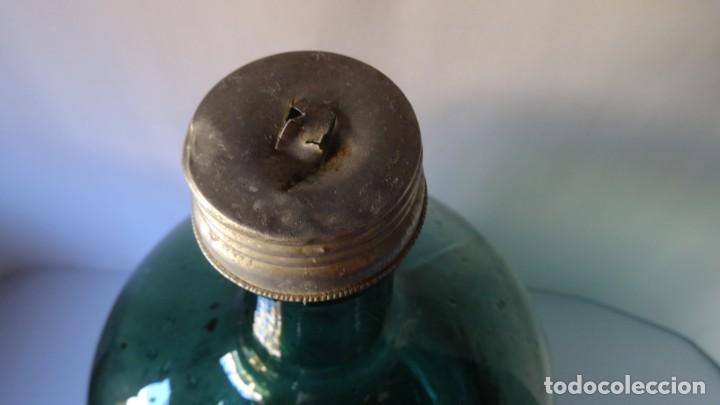 Botellas antiguas: BOTELLA DAMAJUANA CON TAPE A ROSCA - Foto 2