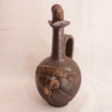Botellas antiguas: ANTIGUA BOTELLA DE CERÁMICA DE LA MARCA CALVADOS. Lote 274695208