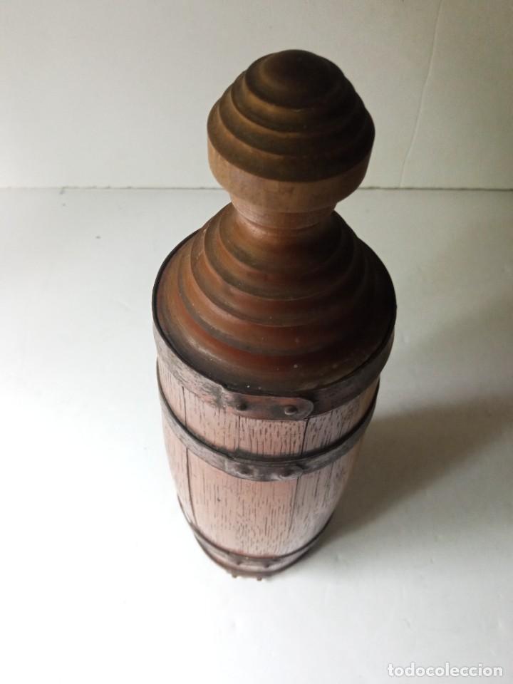 Botellas antiguas: Antigua botella de madera Roble&ntilde;ac brandy co&ntilde;ac - Foto 5
