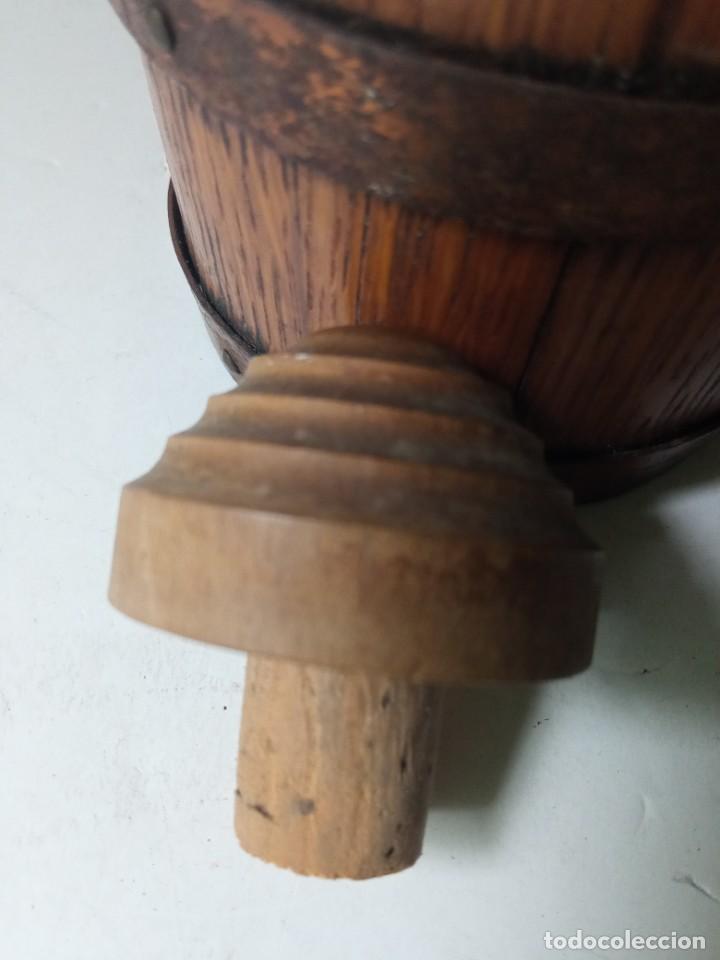 Botellas antiguas: Antigua botella de madera Roble&ntilde;ac brandy co&ntilde;ac - Foto 11