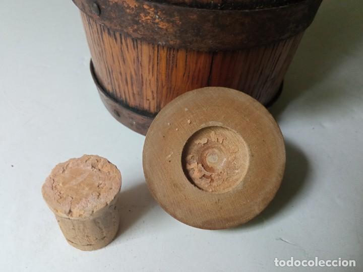 Botellas antiguas: Antigua botella de madera Roble&ntilde;ac brandy co&ntilde;ac - Foto 13